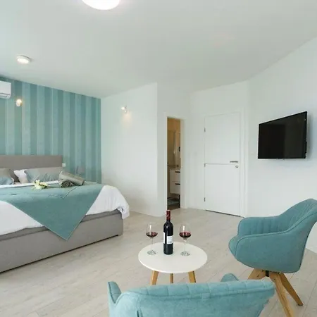 بيت للعطل Ferienhaus Fur 12 Personen In Zaboric, Dalmatien Norddalmatien *