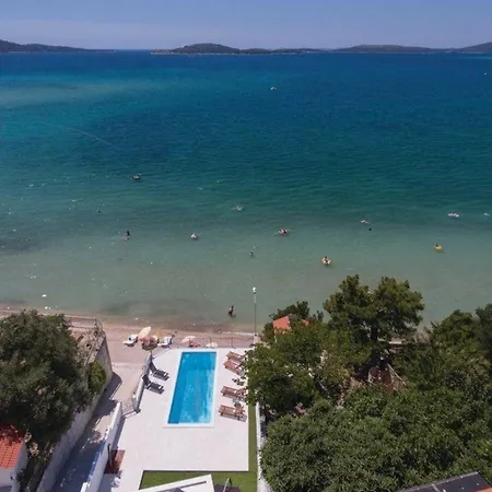 Ferienhaus Fur 12 Personen In Zaboric, Dalmatien Norddalmatien بيت للعطل زابوريتش